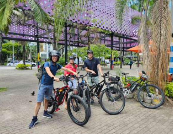Street food en bicicleta eléctrica